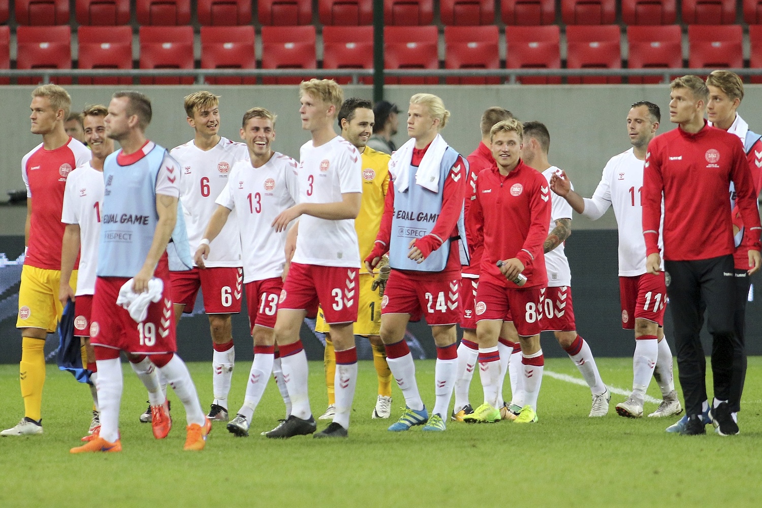 Denmark Football Team after the match against Slovakia - Adam Fogt and other Futsal players involved!