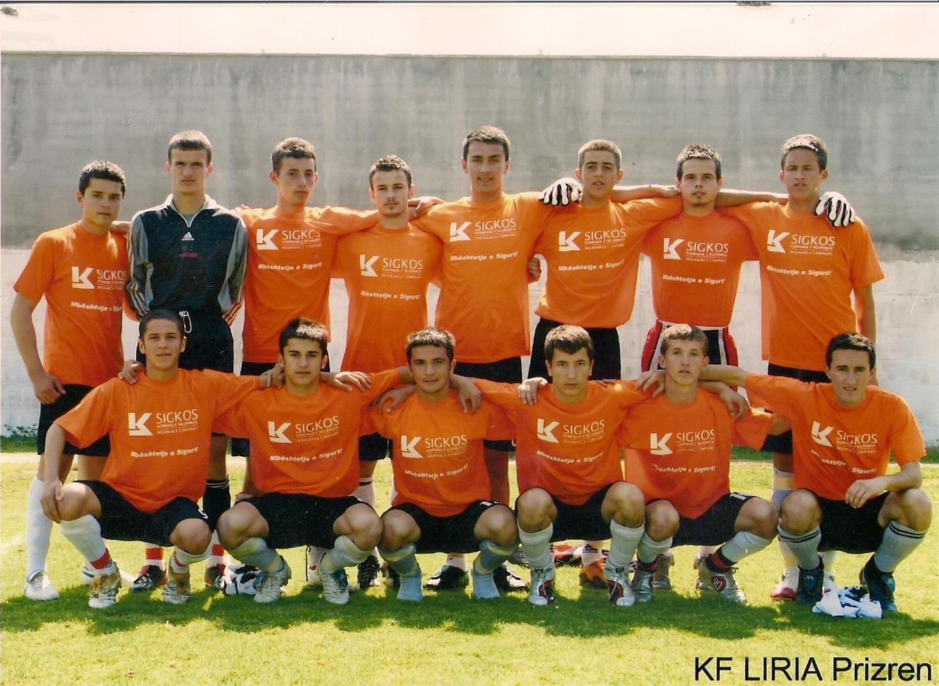 Besart Osmani and the KF Liria team, 2005.