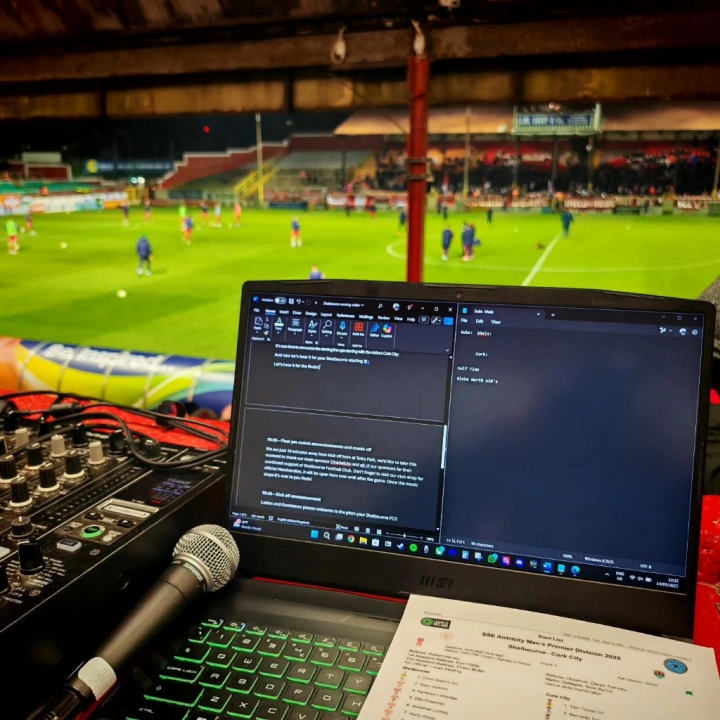 David Armstrong Hibernian FC, Shelbourne commentary setup